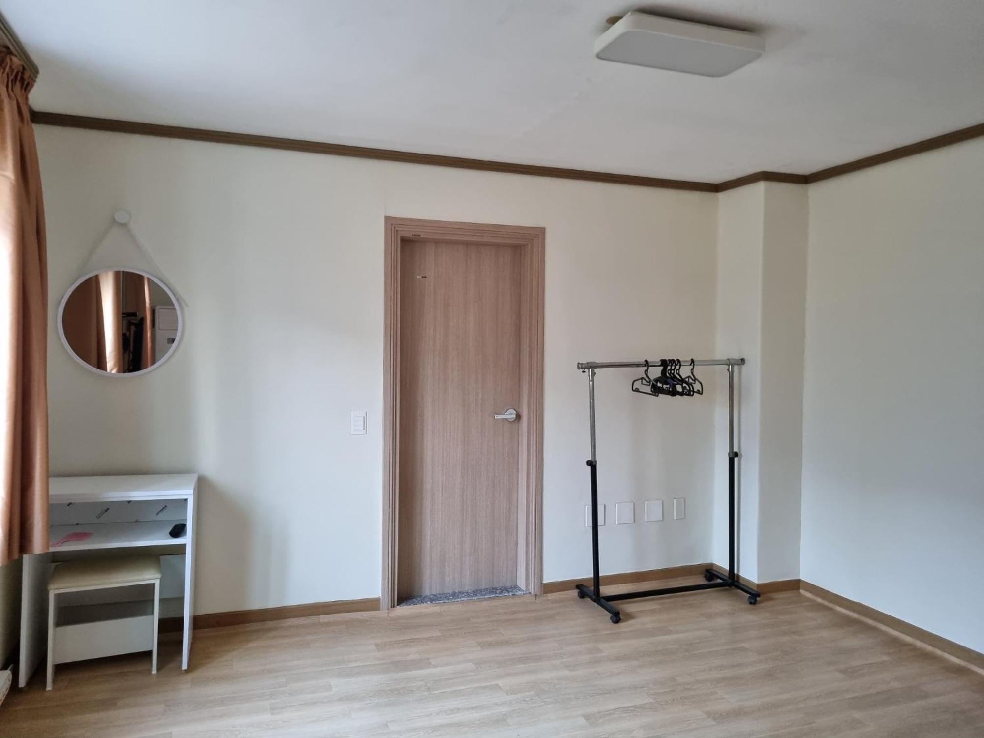 Orasung Motel Чеджу Екстериор снимка