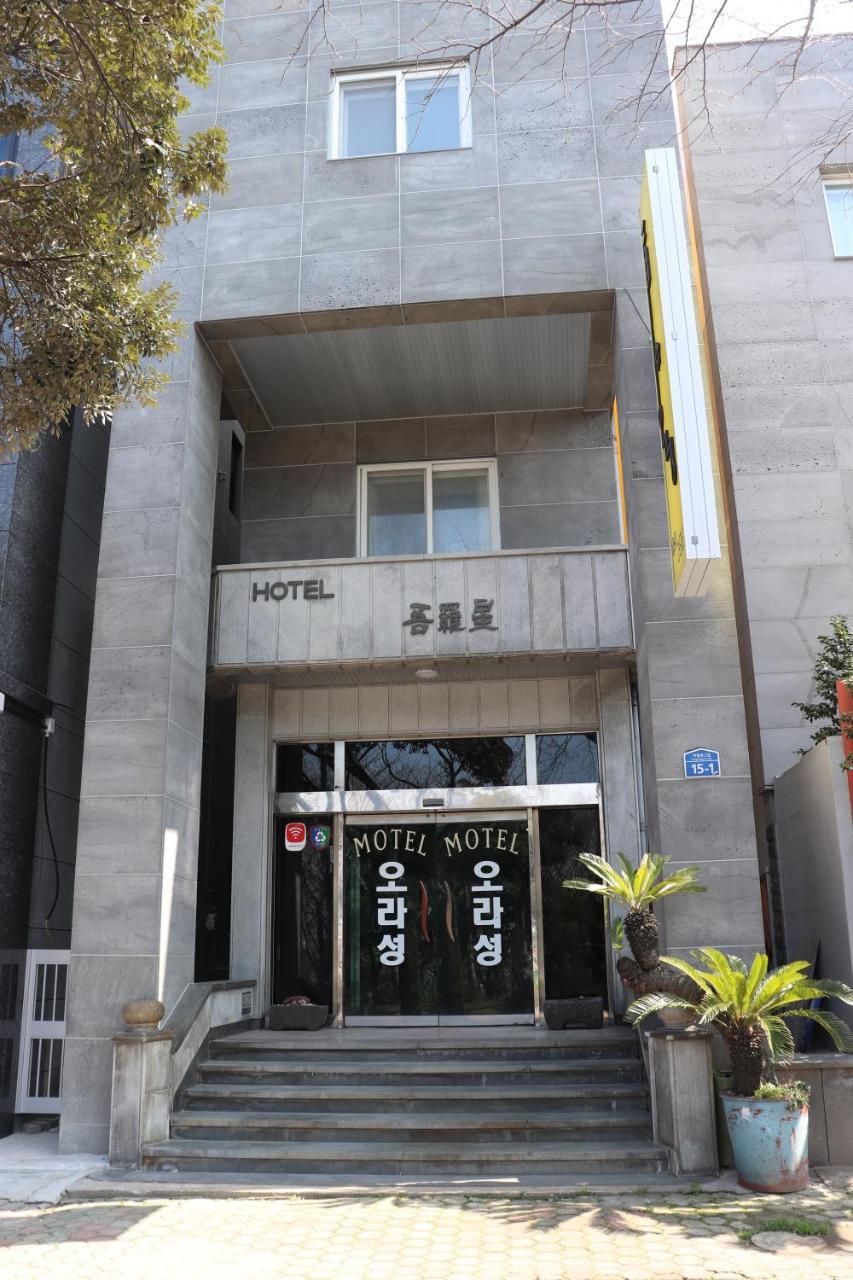 Orasung Motel Чеджу Екстериор снимка
